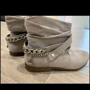 Juicy couture boots